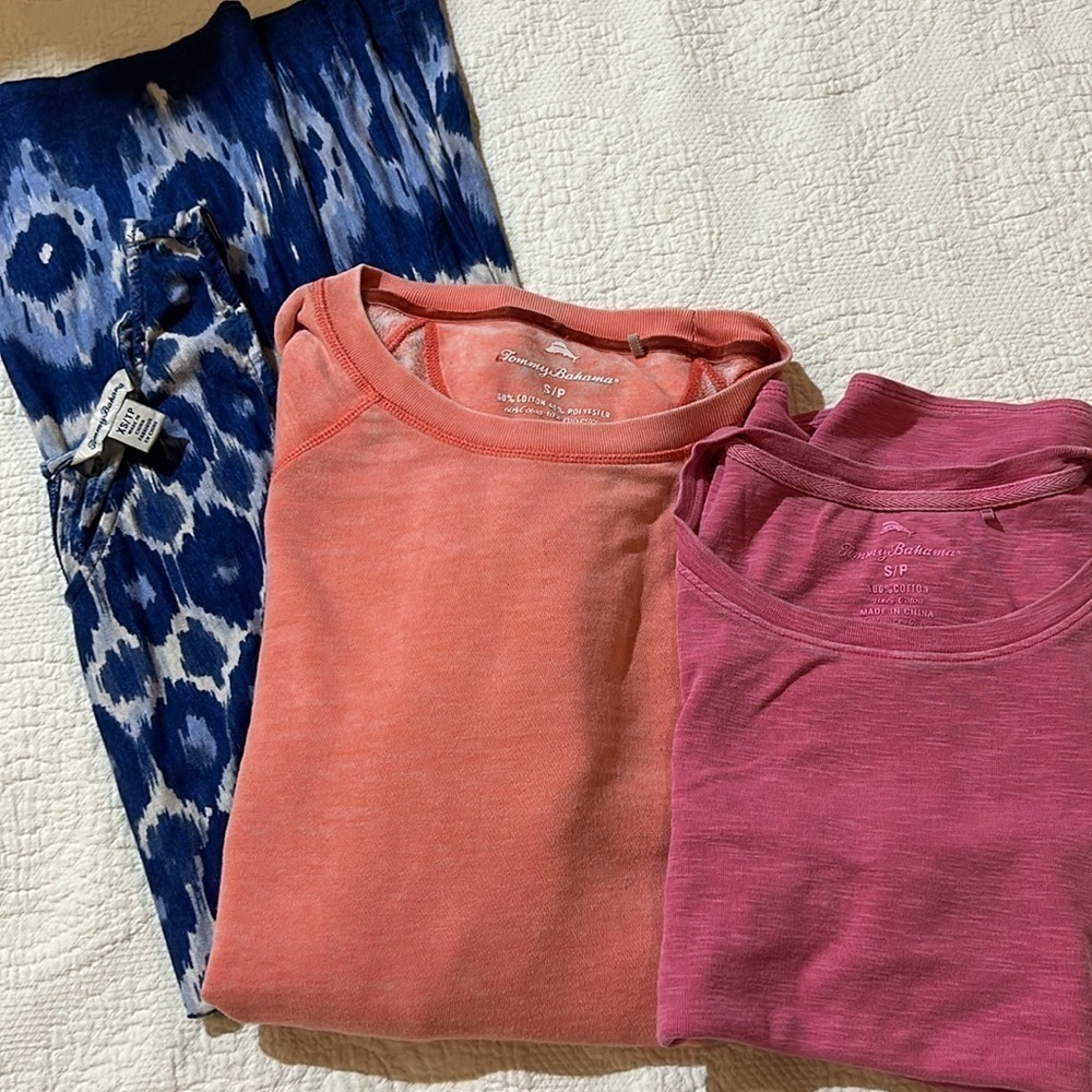 Tommy Bahama bundle of 3. Size XS/small